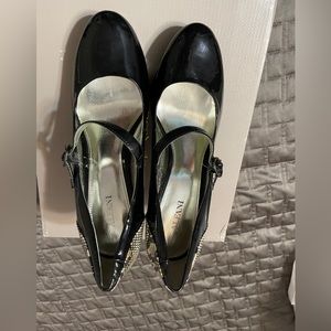 ALFANI MARY JANE HEELS-VERY GOOD CONDITION